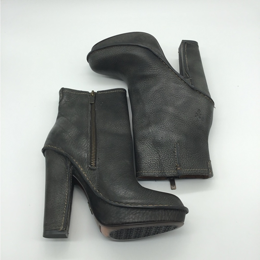 Frye Victoria Leather Heeled Platform Ankle Boots